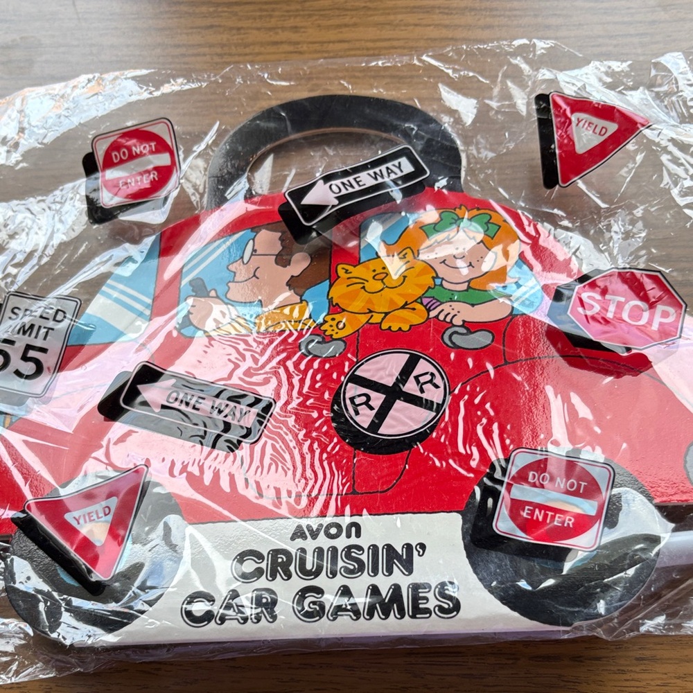 Avon Cruisin' Car Games - Red and Black